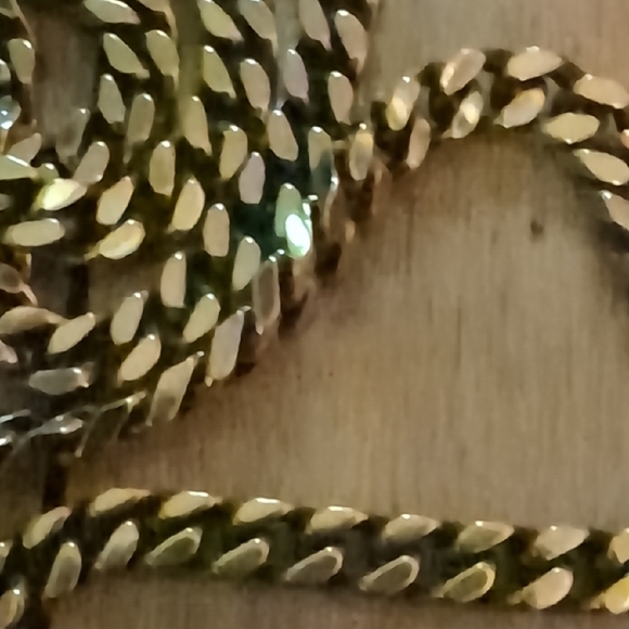 Gucci Black Leather Crossbody with Gold Accents - Picture 5 of 6